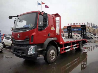 挖機平闆運輸車增壓器保養小妙招超實用！