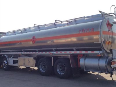 東風天龍前四後八30方鋁合金運油車